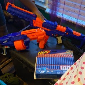 Nerf gun w/ bullets